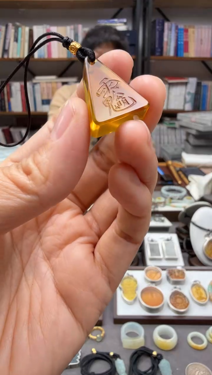 琥珀颈饰未镶嵌手机挂7