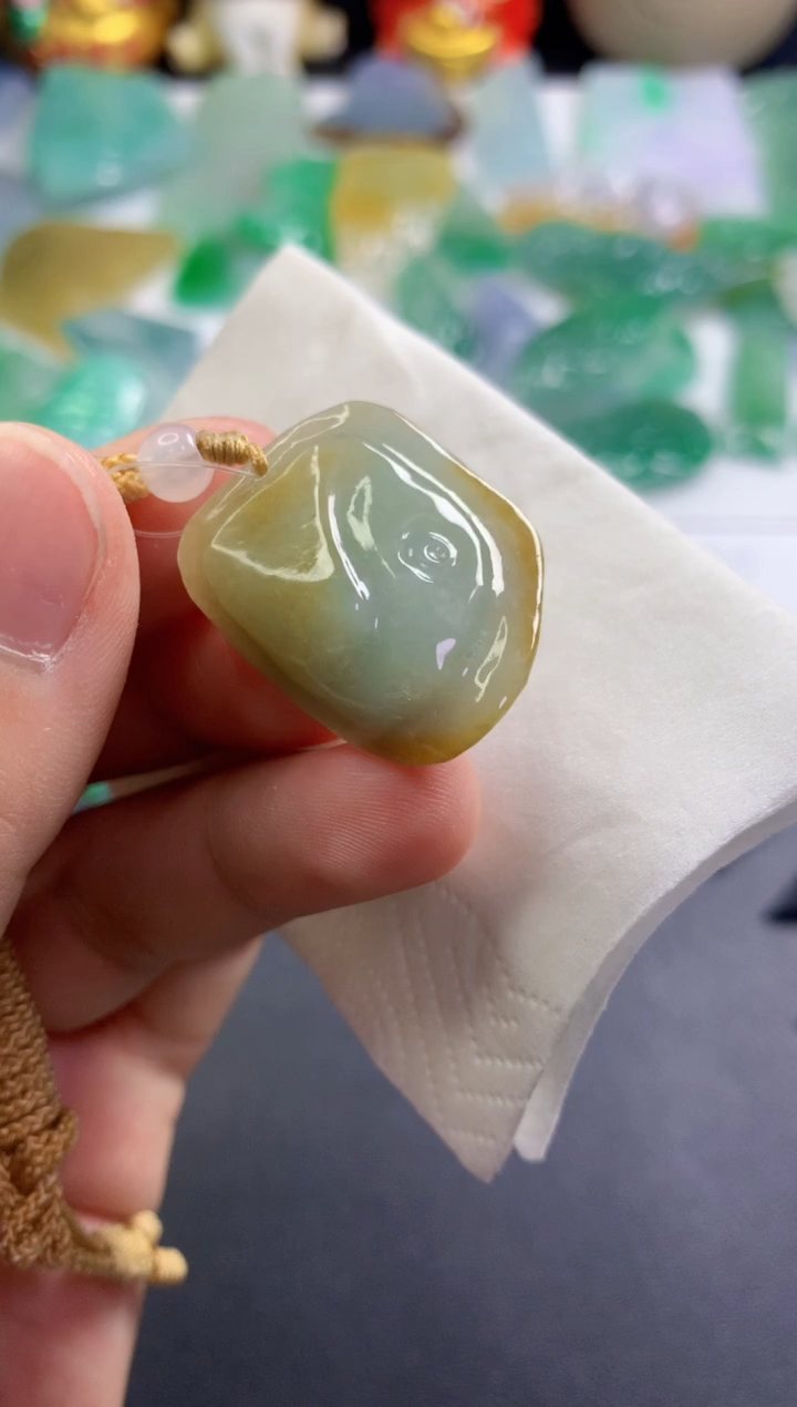 【闪购商品】翡翠吊坠(不含链)未镶嵌5487