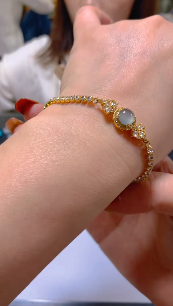 未镶嵌手链翡翠多样性发一