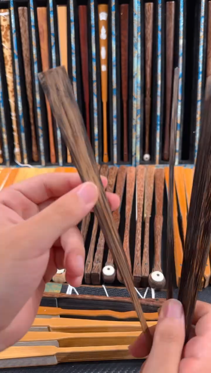 扇子淡***色8寸棕竹大茄