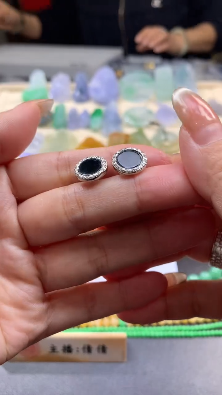 【闪购商品】翡翠耳饰银S925镶嵌翡翠