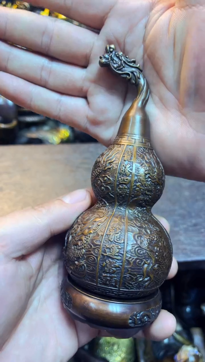 1案台摆件，物品摆件