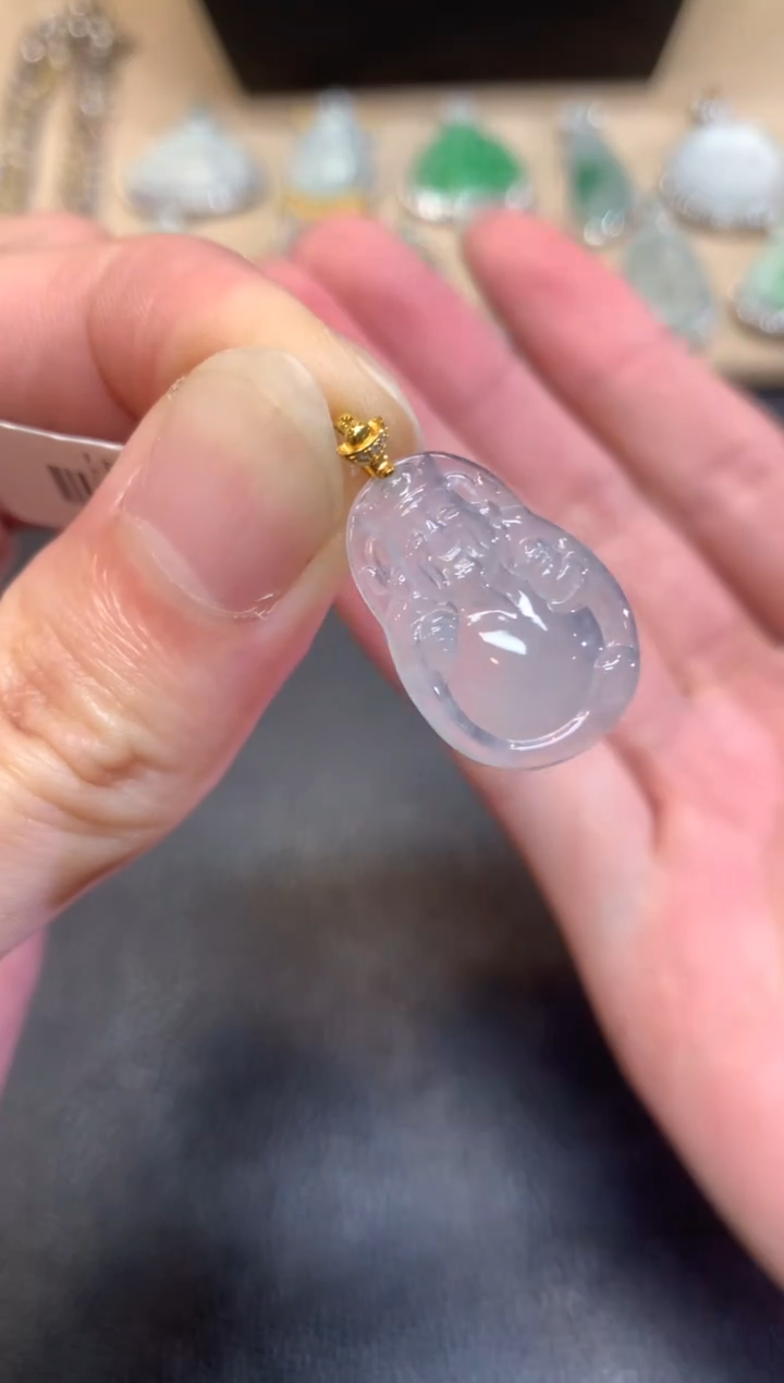 翡翠18K金镶嵌颈饰财神爷【无服务费】