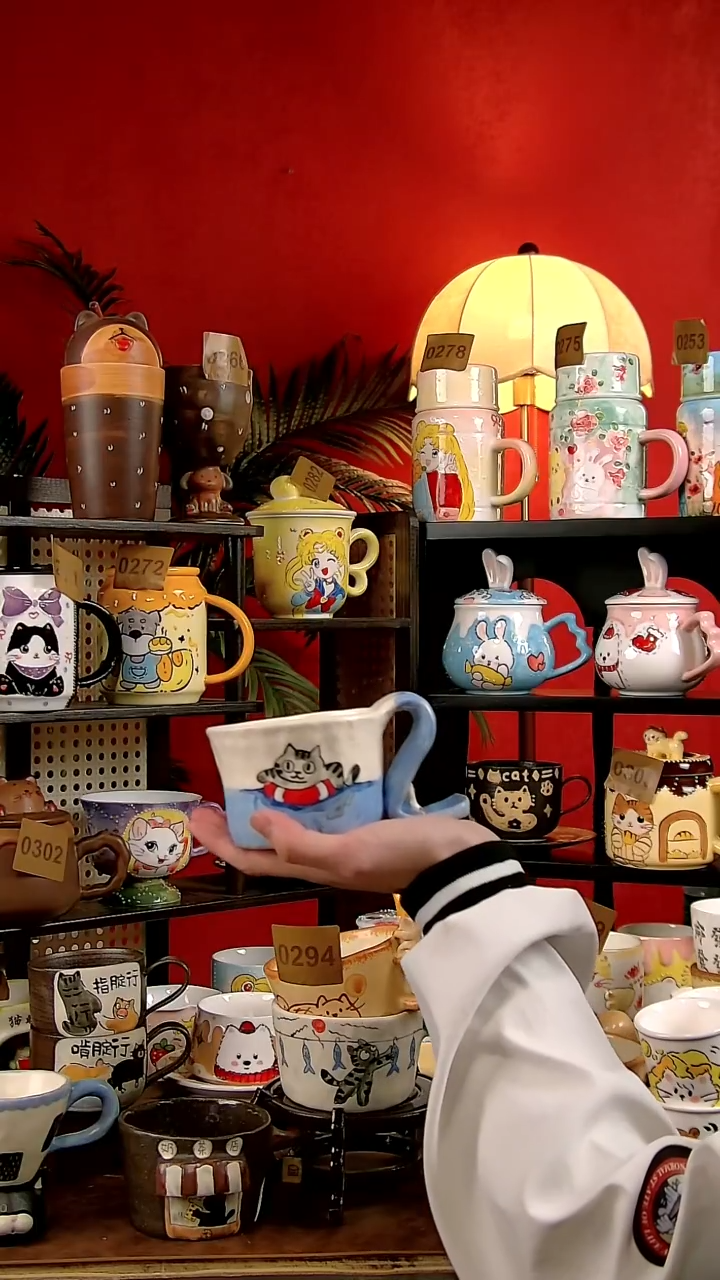 杯子瓷DIY景德镇创意手工陶瓷卡通风小猫游泳咖啡杯
