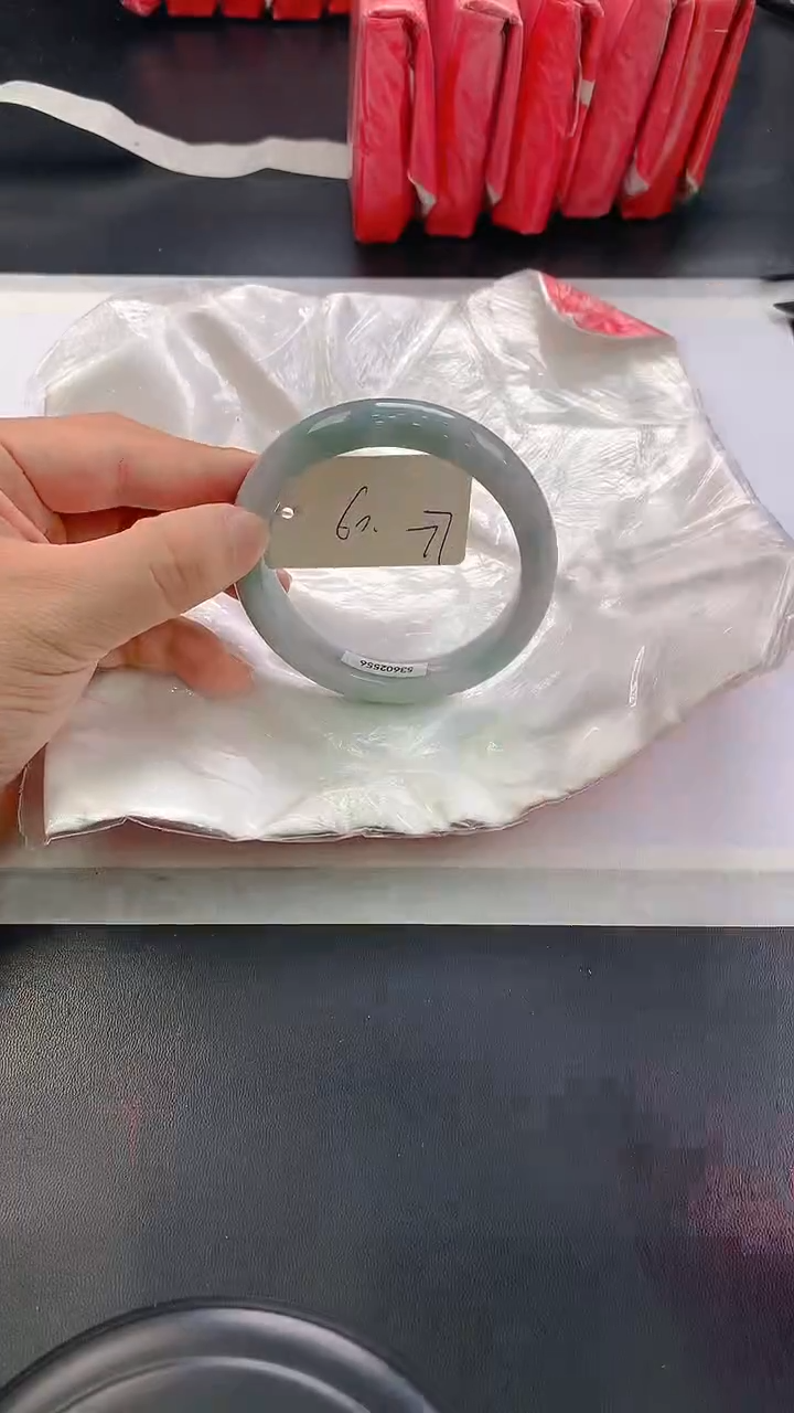 未镶嵌手镯翡翠77