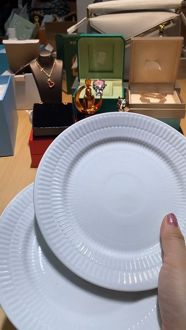 【闪购商品】瓷片锅碗瓢盆一件不剩