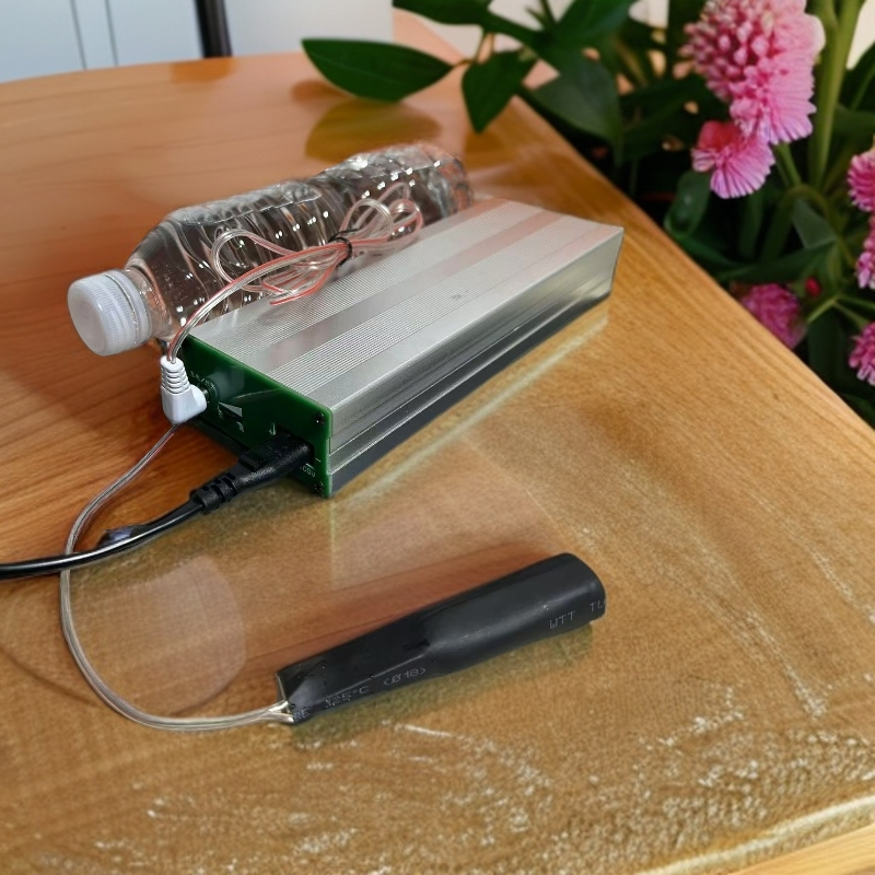 口袋神器迷你逆变器一体机12.6V四硅静音照明省电