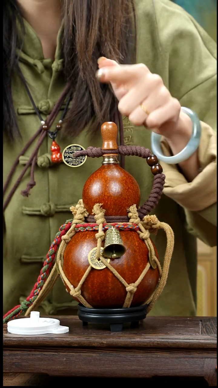 XR027复古网兜款天然酒葫芦（一物一拍）