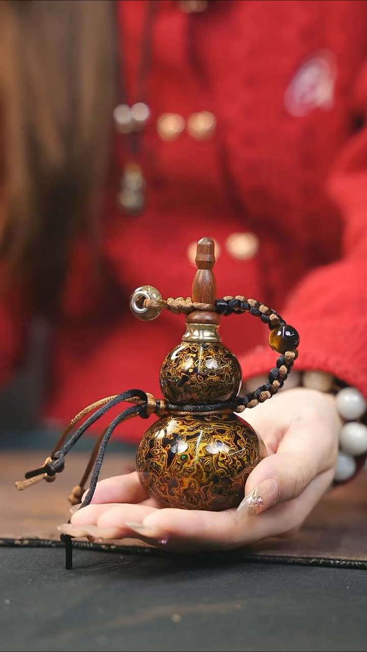 【闪购商品】WG181大漆精致小手捻(开口）