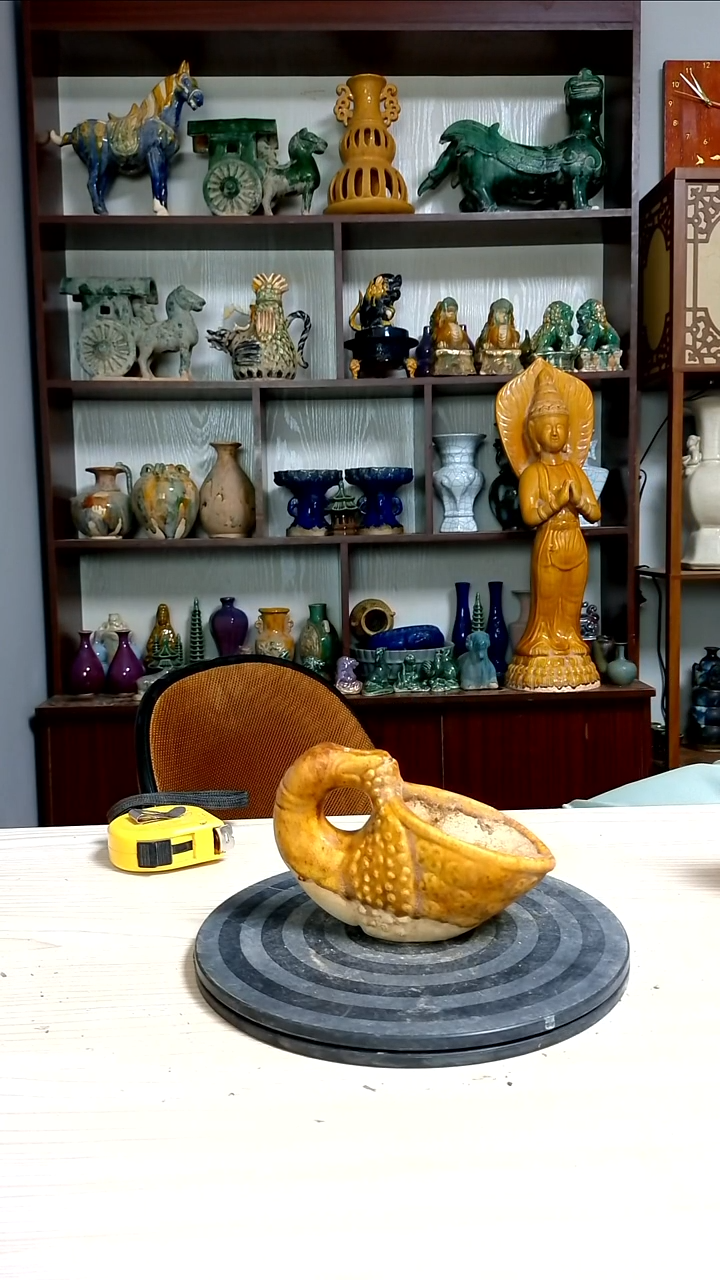 经典精美复古风格瓷器