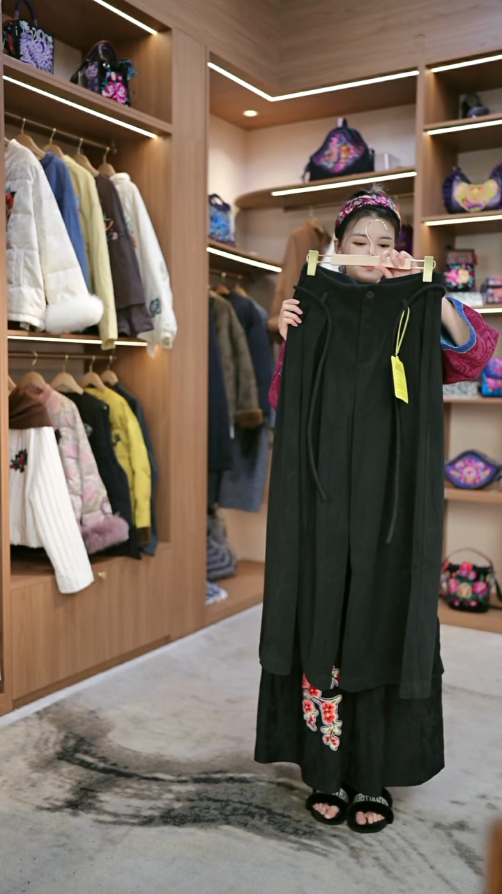 织绣L24黔东南苗族刺绣