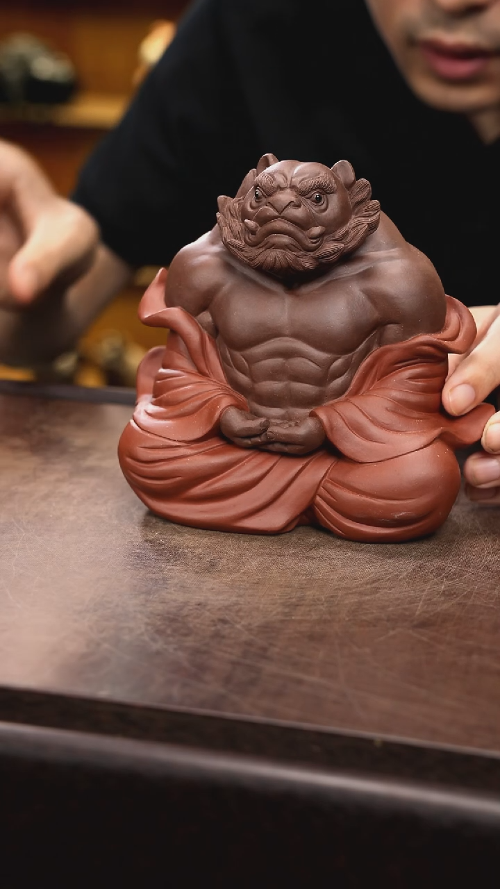 紫砂茶宠小**人虎仙