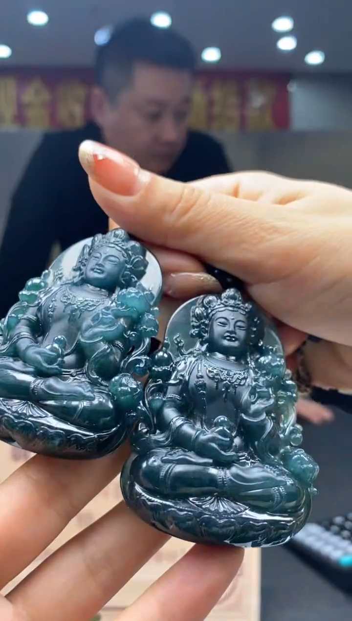 【闪购商品】定制翡翠未镶嵌多样性发货【只发一件】*q40