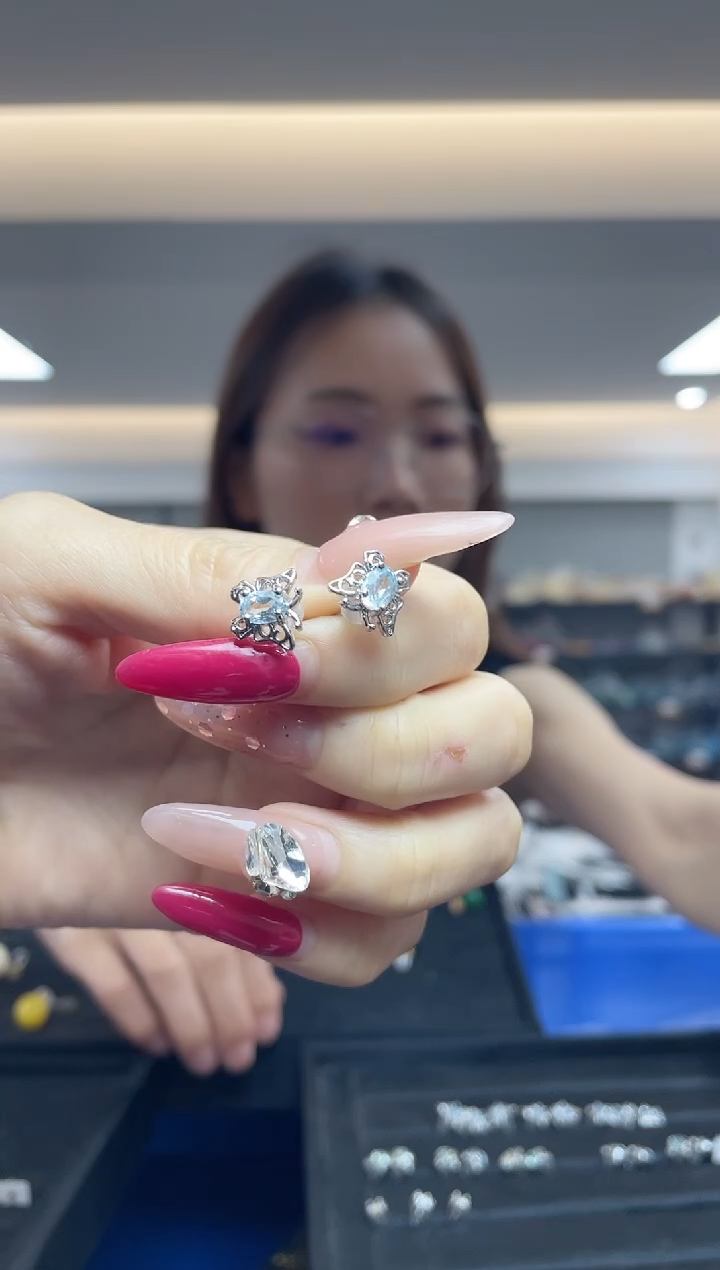 未镶嵌`托帕石（多样性发一件）