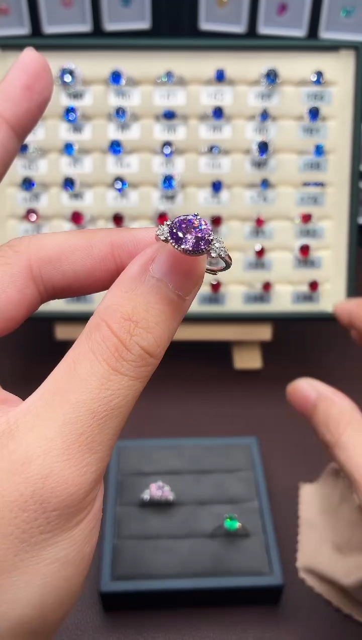 戒指彩色蓝宝石银S925镶嵌111