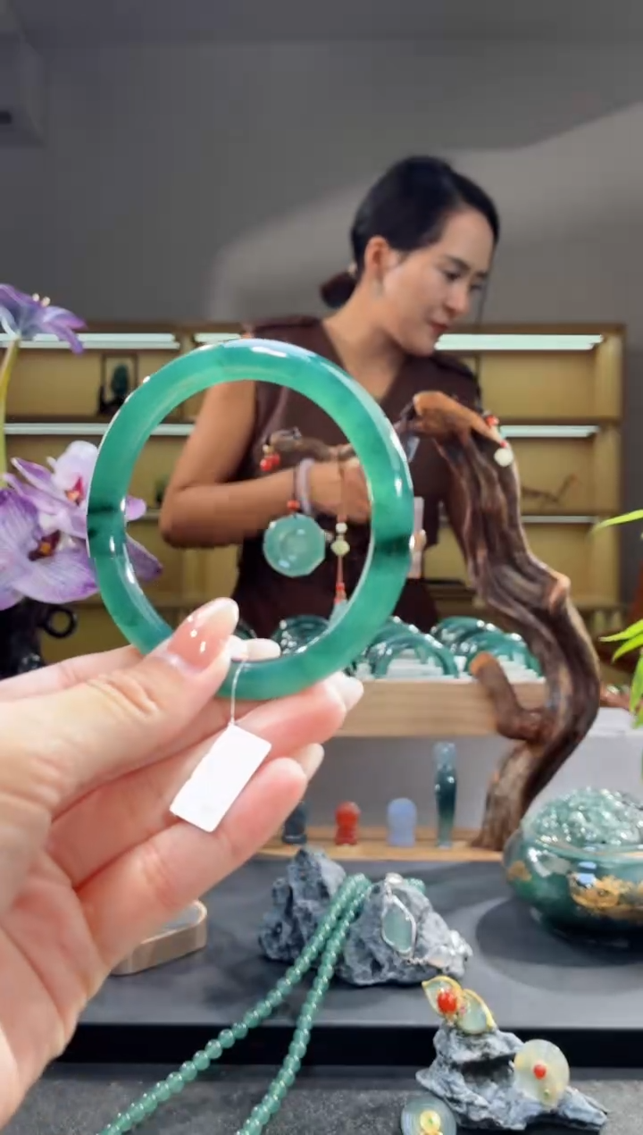 未镶嵌手镯翡翠58.3圈