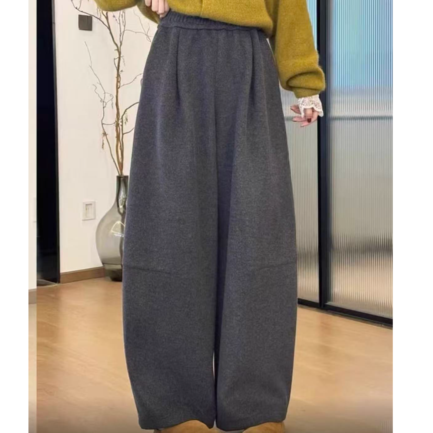 【艾萱萱】2583款显瘦毛呢弯刀裤女 图片与实物不符 约94