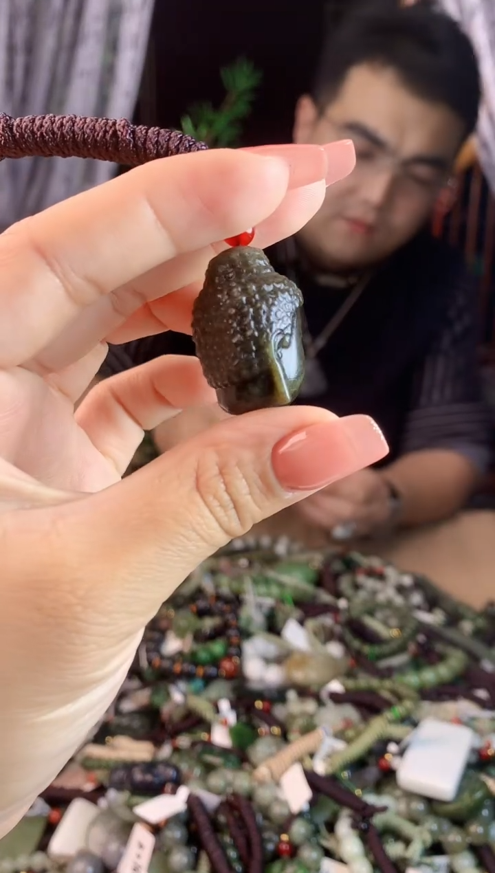 【闪购商品】和田玉挂件未镶嵌多样性发货拍一发一