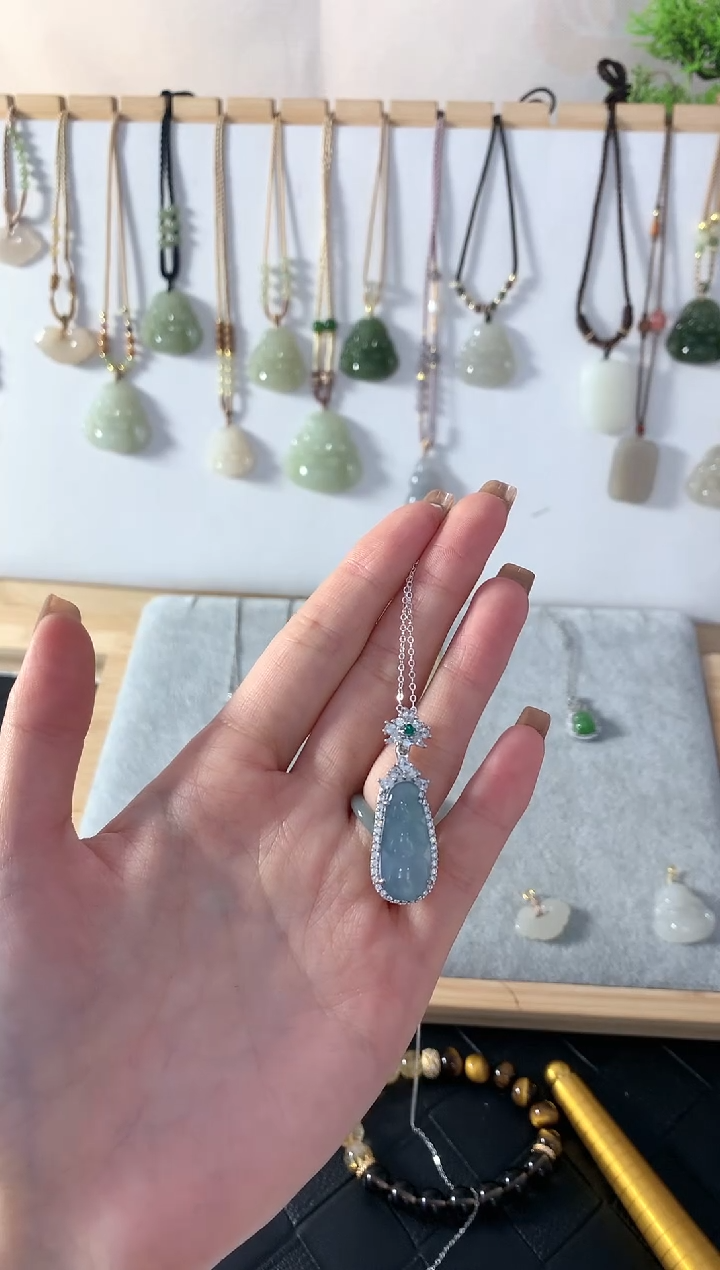 【闪购商品】翡翠颈饰银S925镶嵌吊坠4