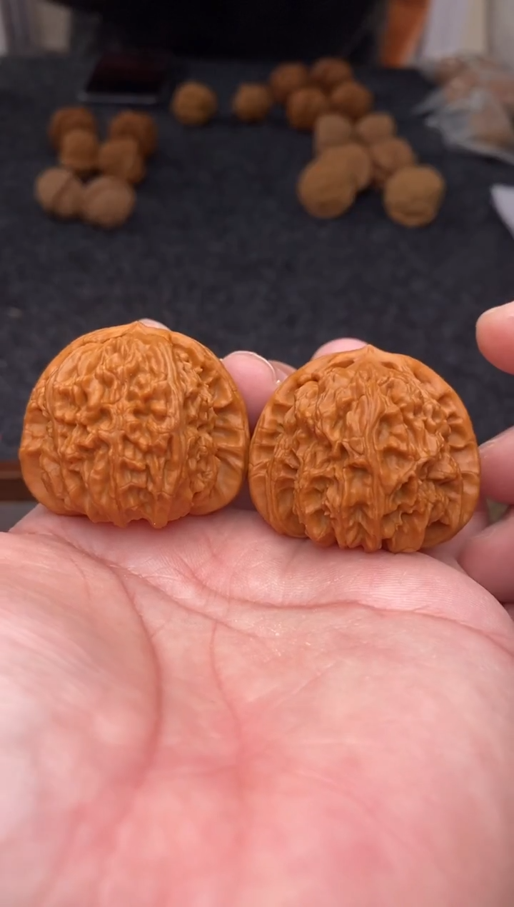 把件文玩核桃B28号41尺三角白