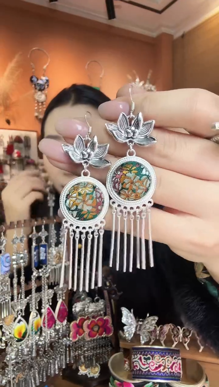 刺绣纯手工民族风耳环