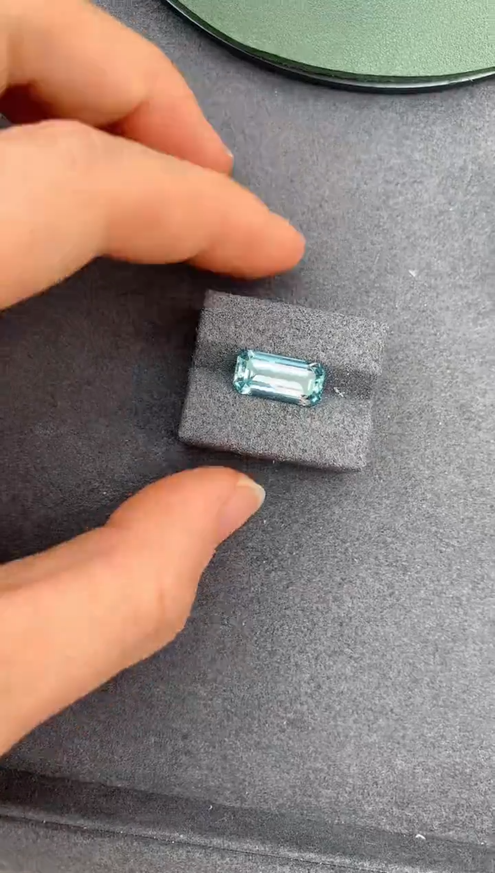 【闪购商品】海蓝宝石裸石未镶嵌3.8ct海蓝宝