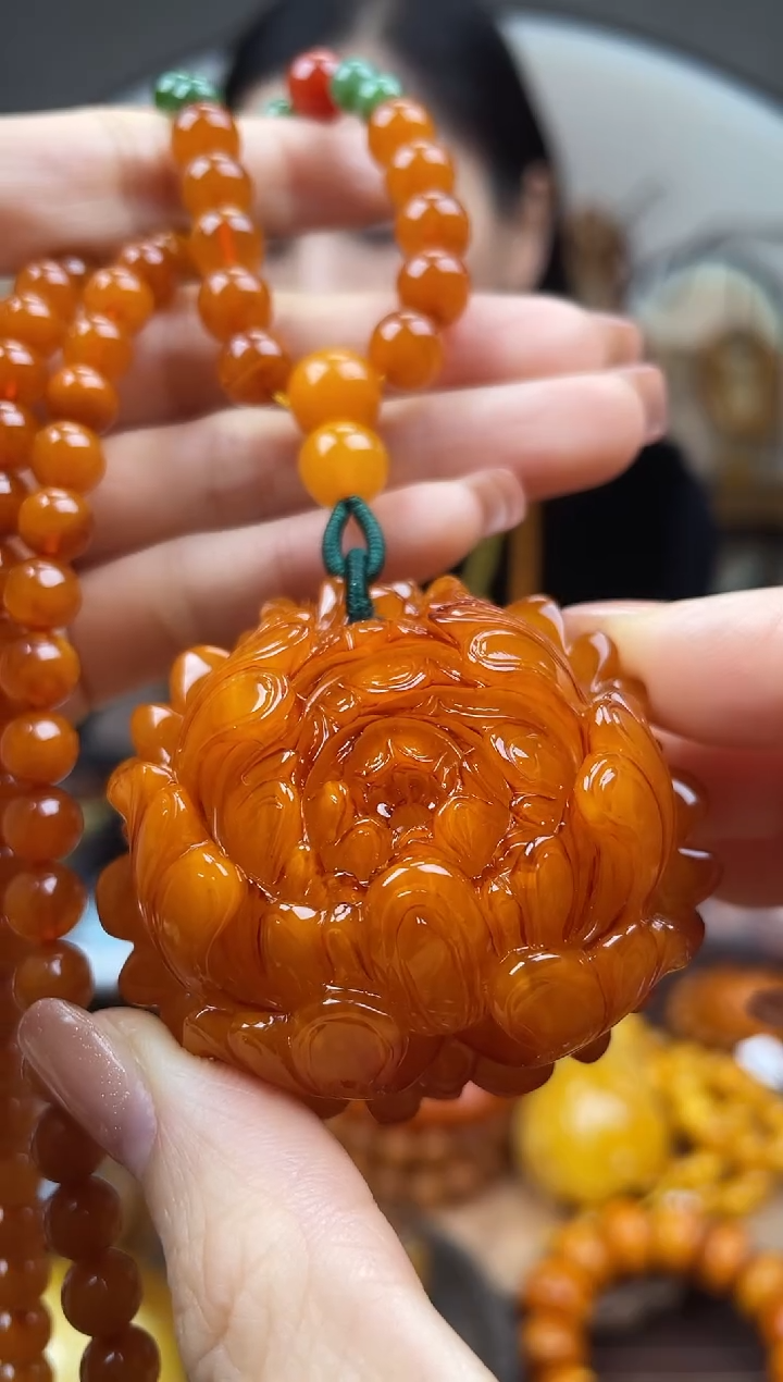 【闪购商品】琥珀裸石未镶嵌首饰 假1赔4（多样性发货1件