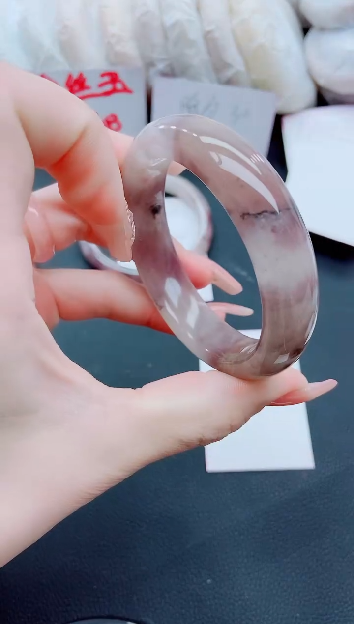 【闪购商品】石英质玉手镯未镶嵌J164-53/54