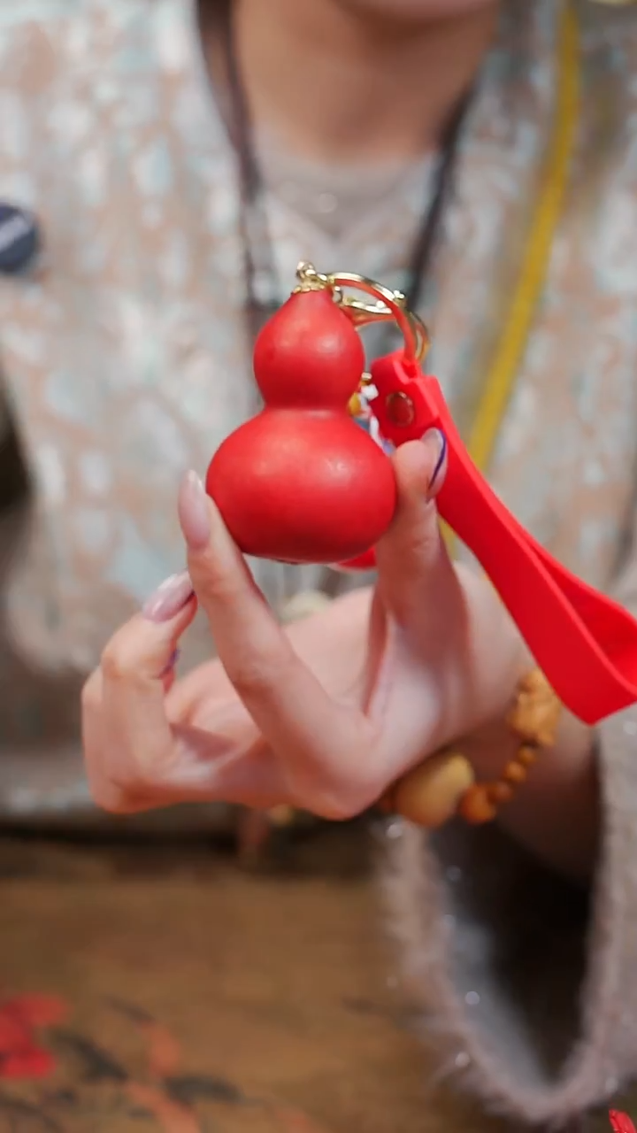 203漆艺工艺小葫芦16.8