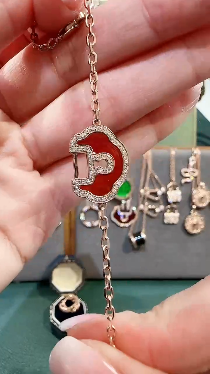 【闪购商品】玛瑙/玉髓手链18K金镶嵌18K金钻石如意手链