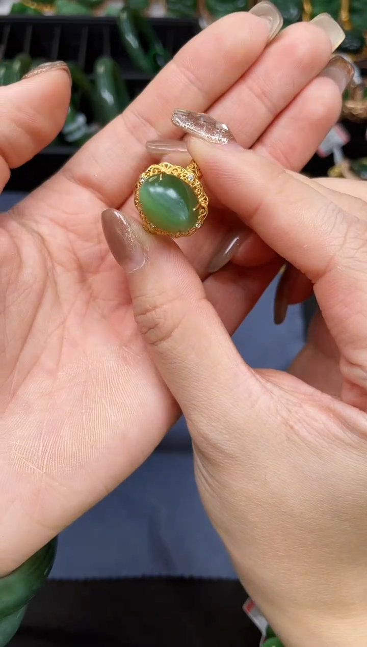 【闪购商品】和田玉戒指18K金镶嵌多样性发一