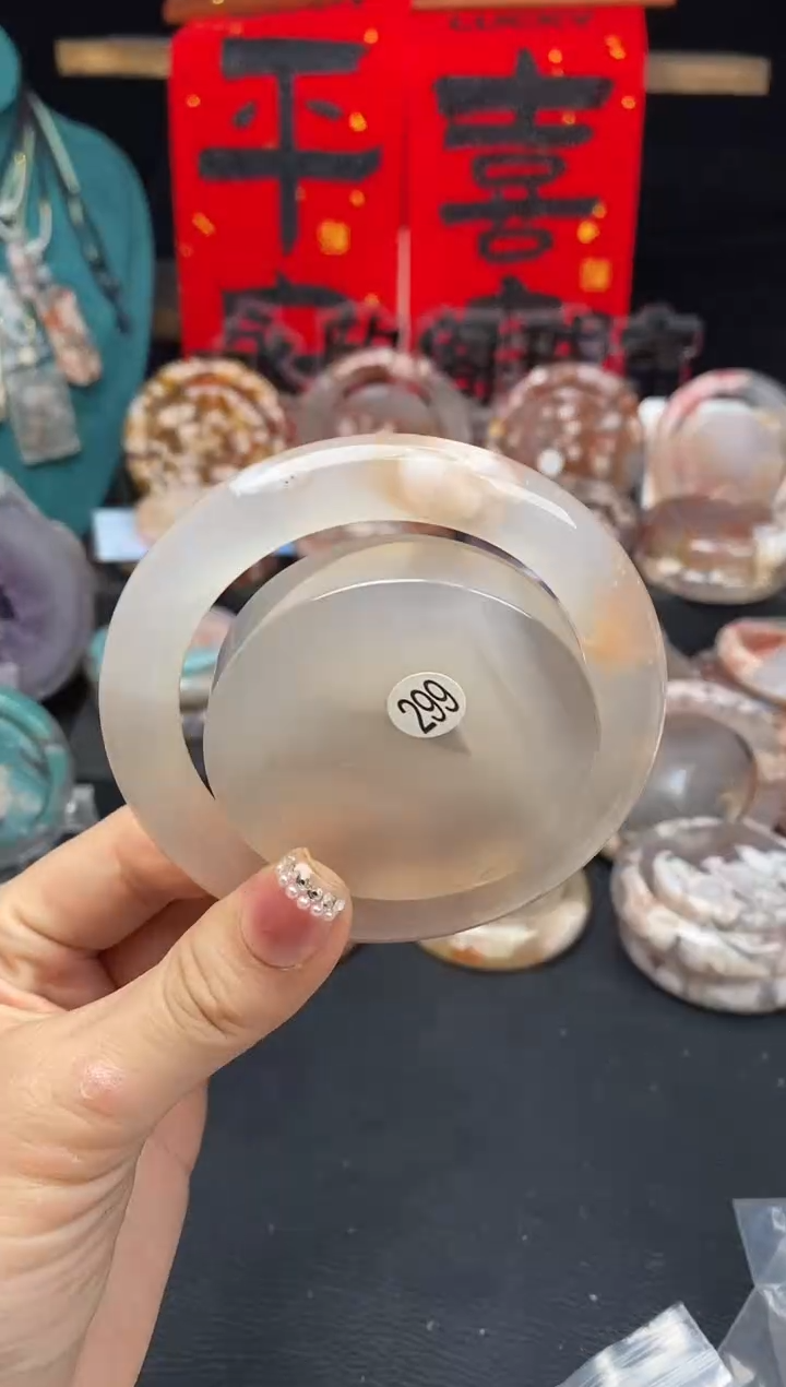 【闪购商品】石英质玉手镯（圆镯）未镶嵌57