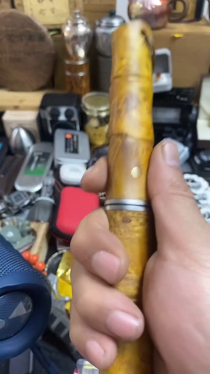 瓷片闪购商品   如图所示