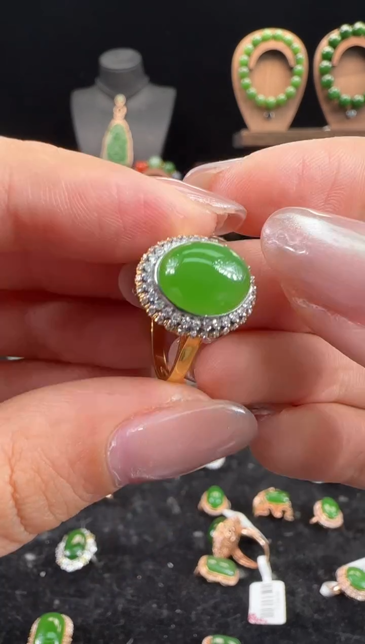 【闪购商品】和田玉吊坠18K金镶嵌1