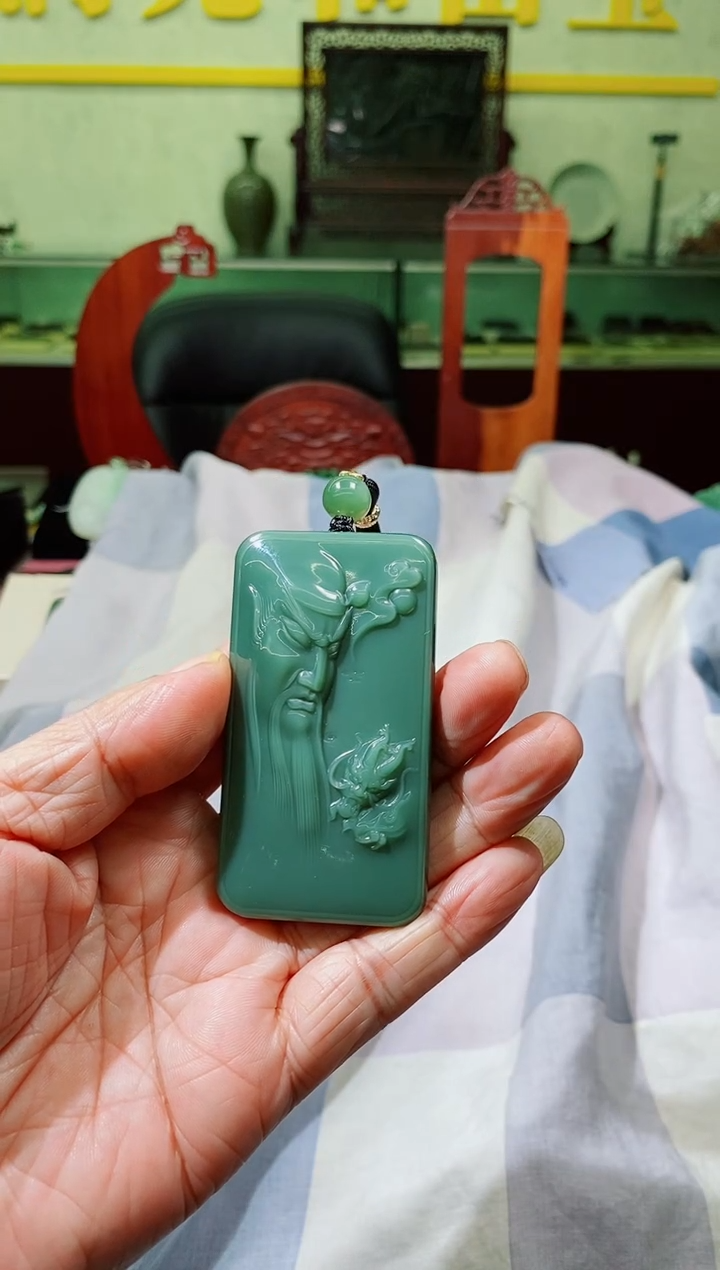 吊坠(不含链)未镶嵌和田玉（碧玉）七***哥和田玉碧玉武财神