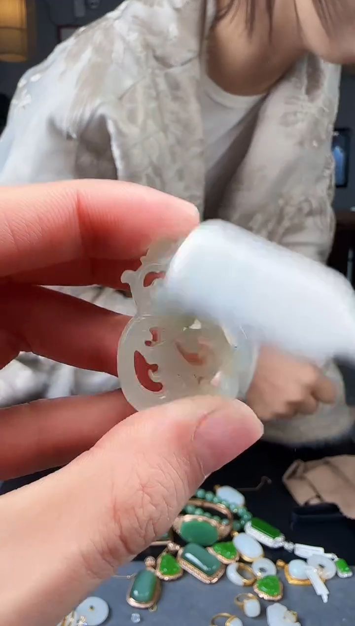 【闪购商品】和田玉吊坠(不含链)未镶嵌1