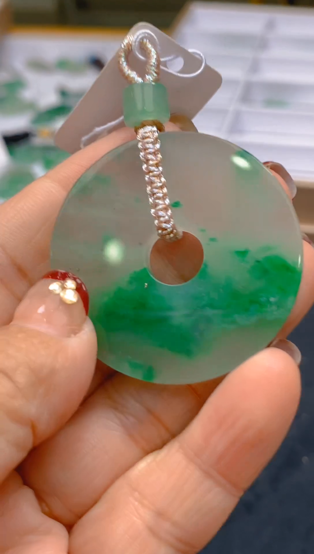 【闪购商品】石英质玉颈饰未镶嵌冰美人非洲翠A货，冰种