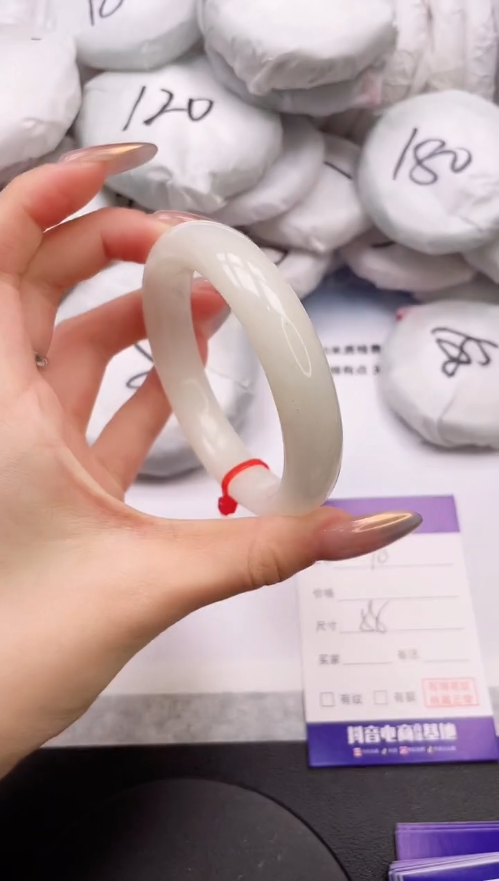 【闪购商品】和田玉手镯未镶嵌23K10-58