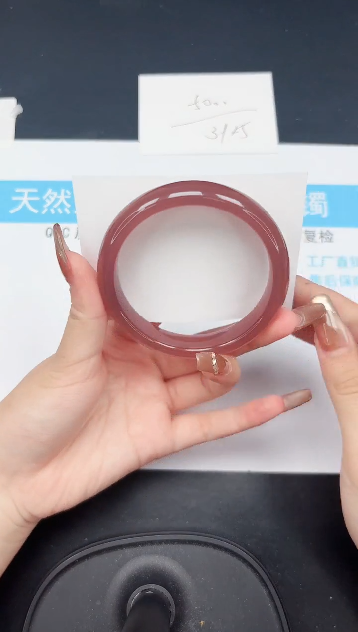 【闪购商品】石英质玉手镯未镶嵌103-63.