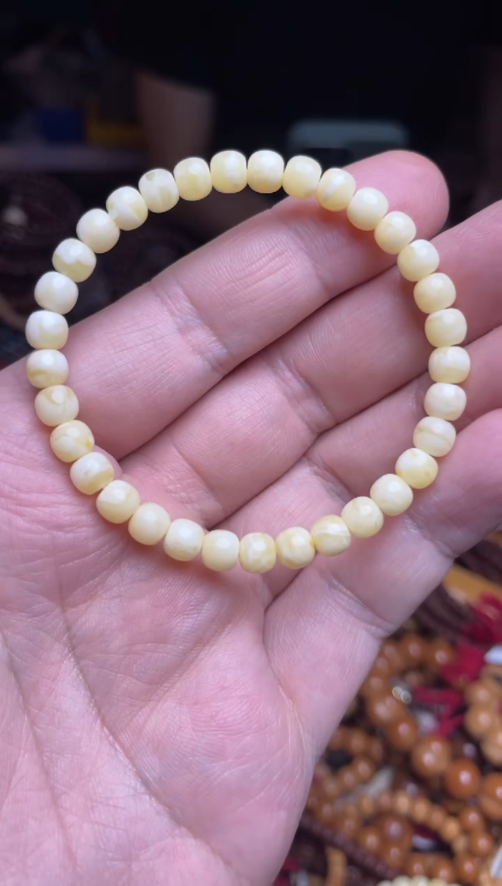 裸石蜜蜡未镶嵌等****苏王胖子文玩工作室定向