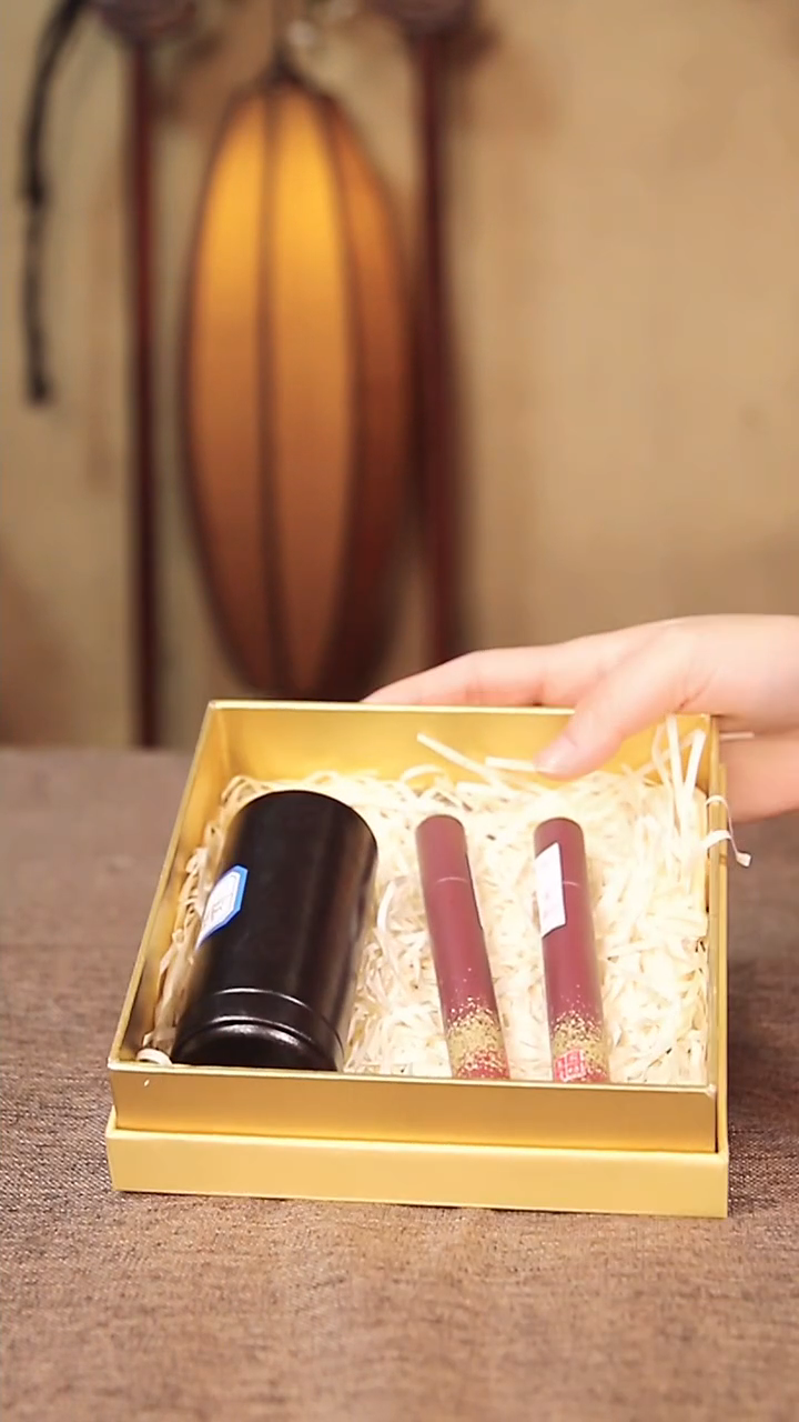 合香64：沉香+檀香线香组合+冰岛生普