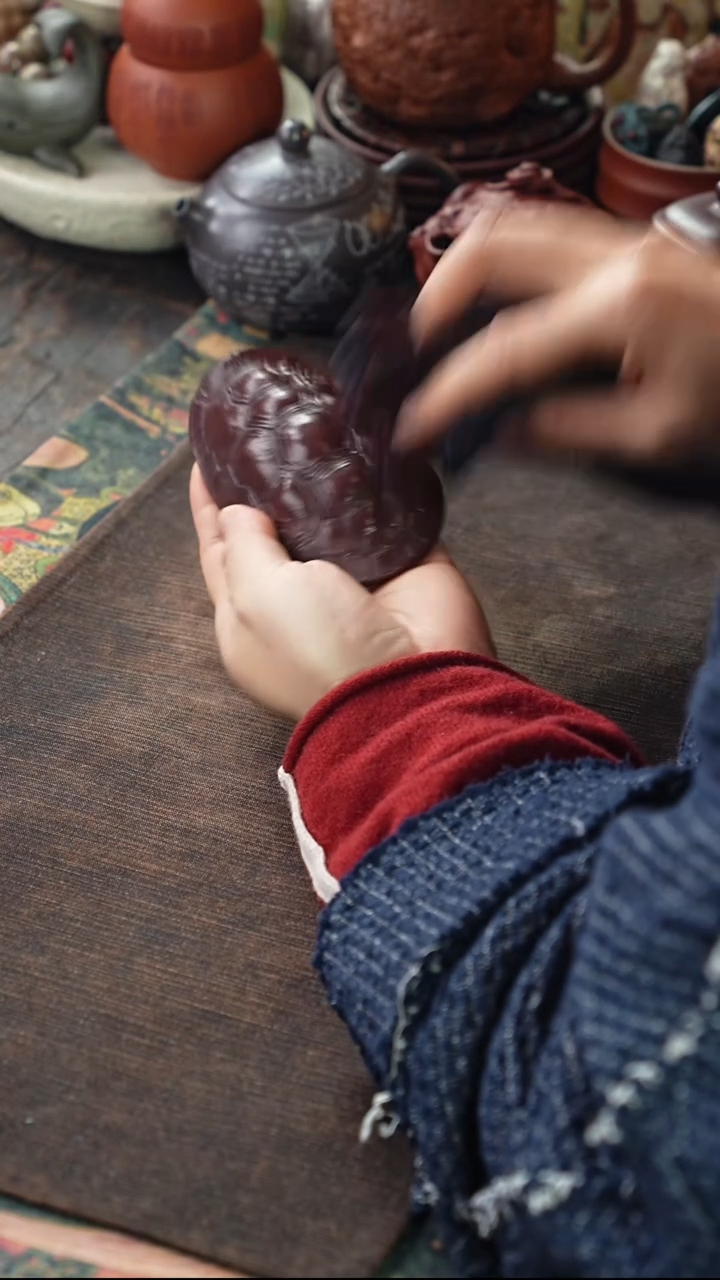 老料石红富甲一方仿龟甲茶则