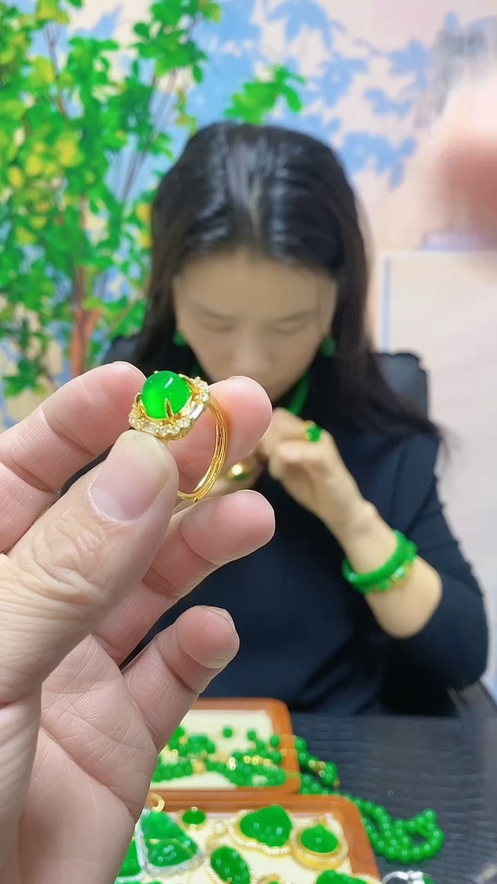 【闪购商品】翡翠戒指14K金镶嵌翡翠戒指