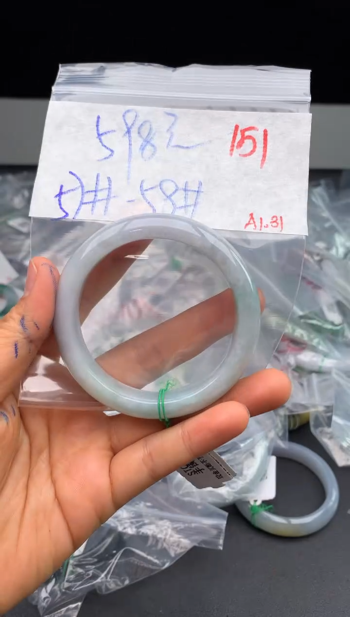 【闪购商品】定制翡翠未镶嵌毛货需精细抛光+多样性发货拍一发一