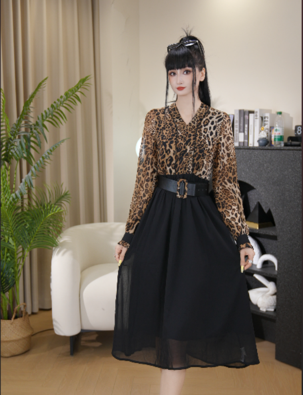 V领纯色春季豹纹长袖常规连衣裙显瘦时尚复古硬汉风D0608