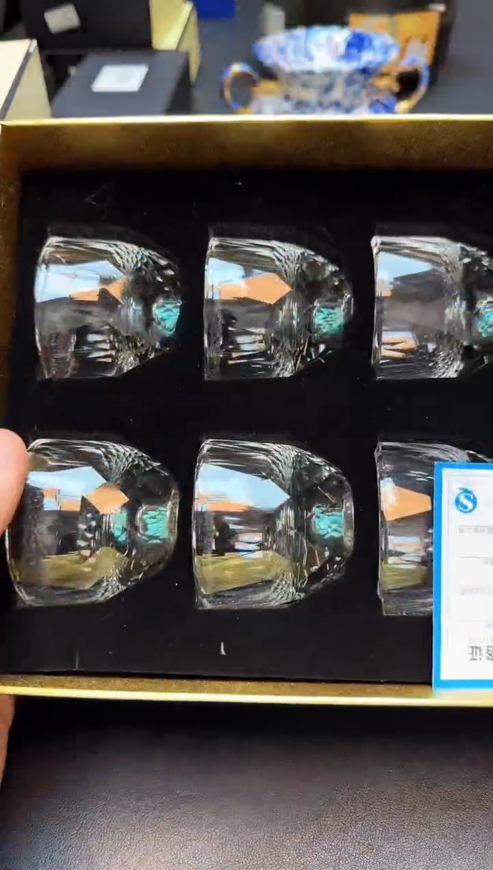 瓷片全新正品一件不留@@R98