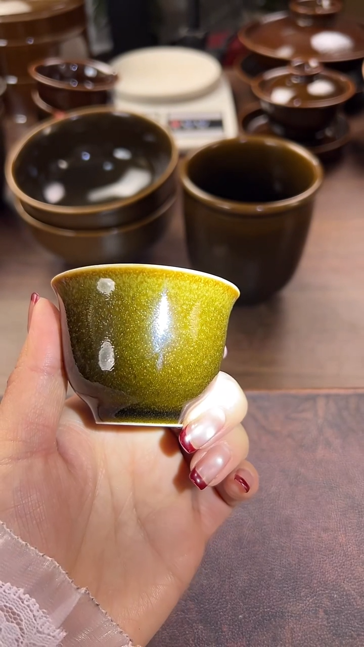 鳝鱼黄色的客杯拍一发二