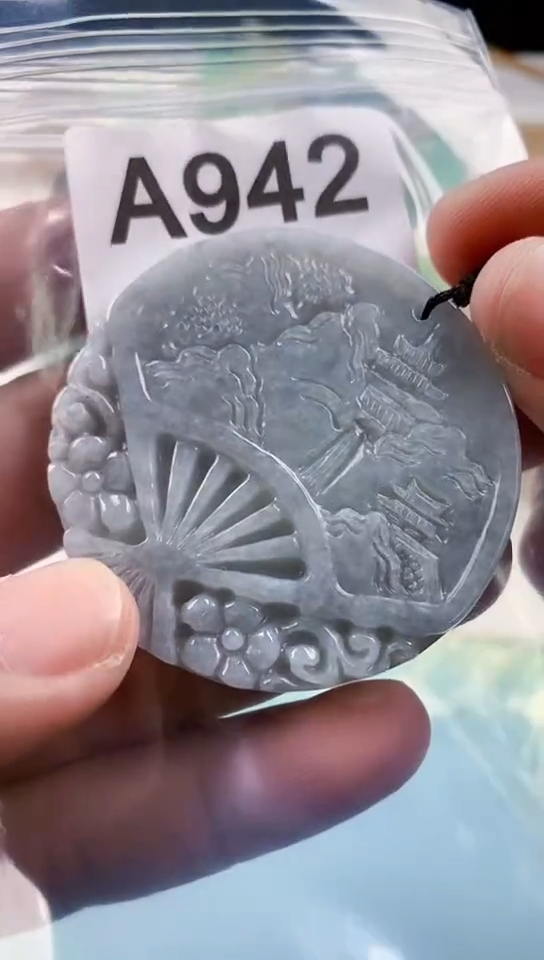 【闪购商品】翡翠挂件未镶嵌天然翡翠吊坠挂件