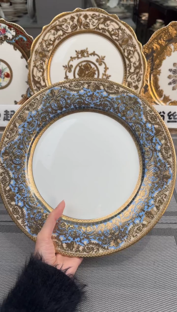 【闪购商品】瓷片10.5英寸平盘福利价暇