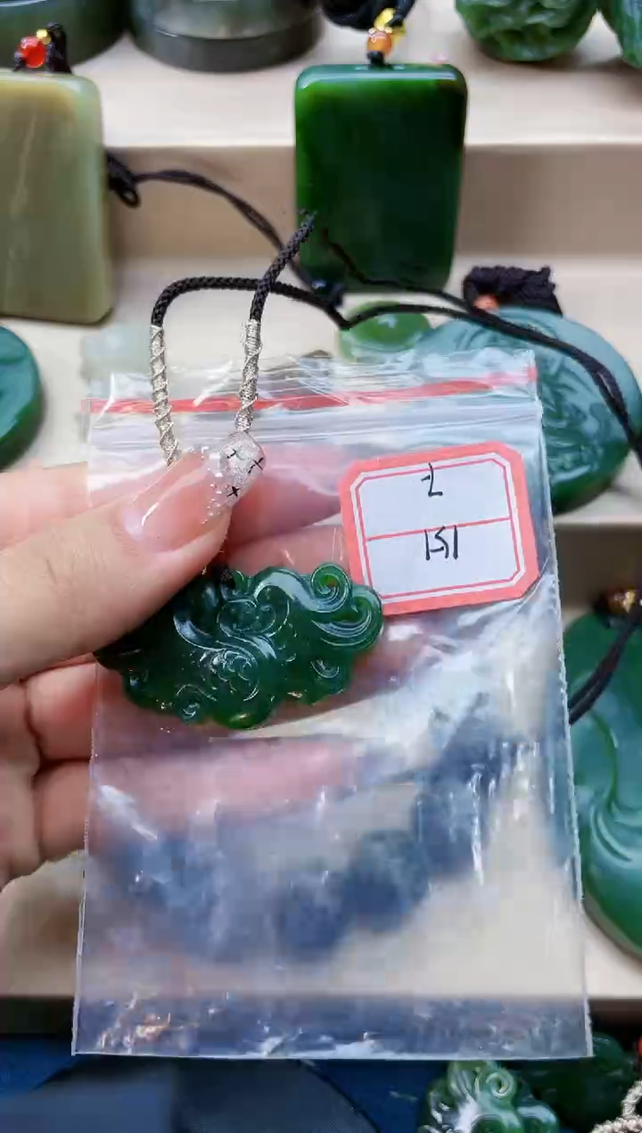 【闪购商品】和田玉挂件未镶嵌1